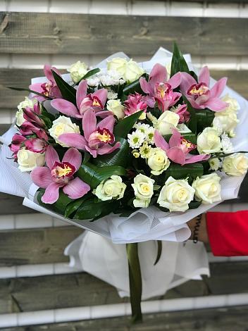 Букет цветов из: Розы и Хризантемы в Идринском