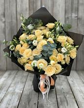 Букет цветов из:  Розы и Лизиантусы в Идринском