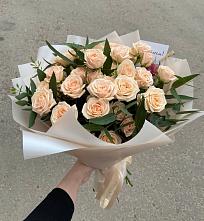 Букет Кремовые розы Латте в Идринском