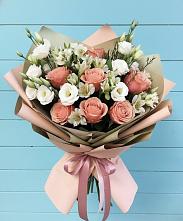 Букет цветов из:  Розы, Альстромерии и Лизиантусы в Идринском