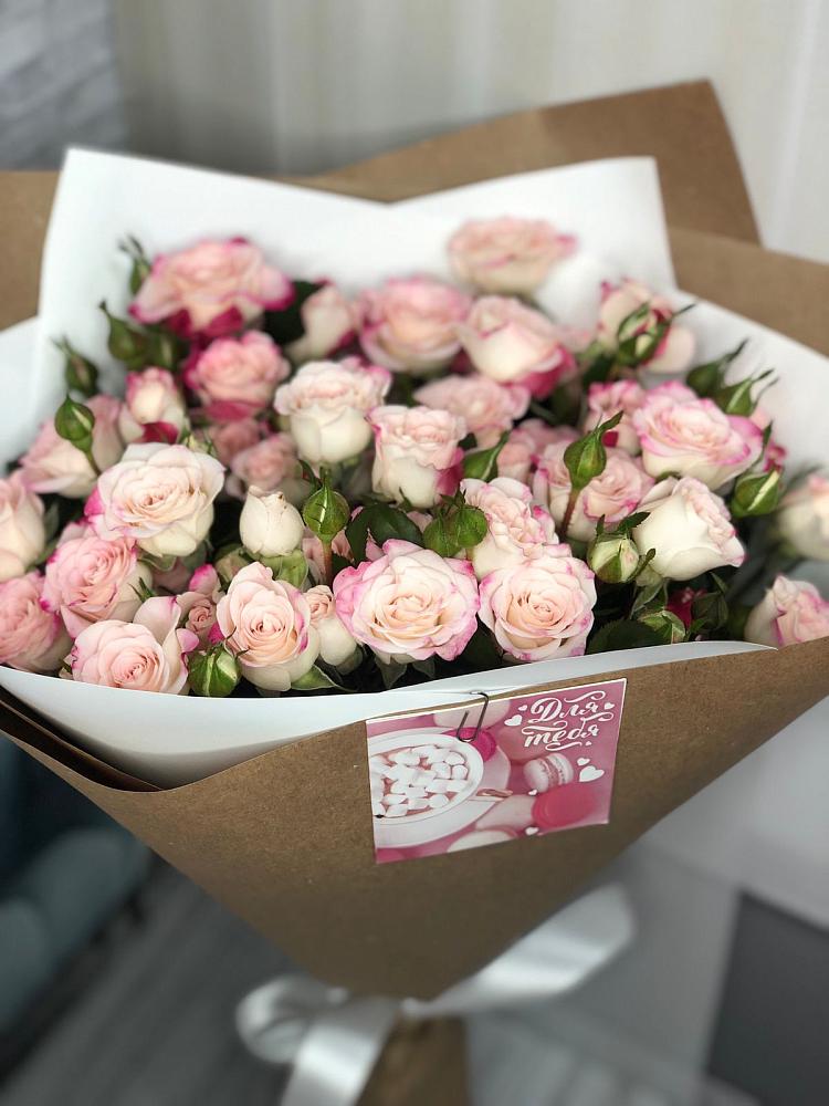 Букет цветов из: Розы в Идринском