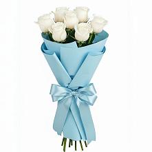 Букет 7 белых роз Проуд в Идринском