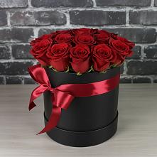 Цветочная композиция из Розы в шляпной коробке в Идринском