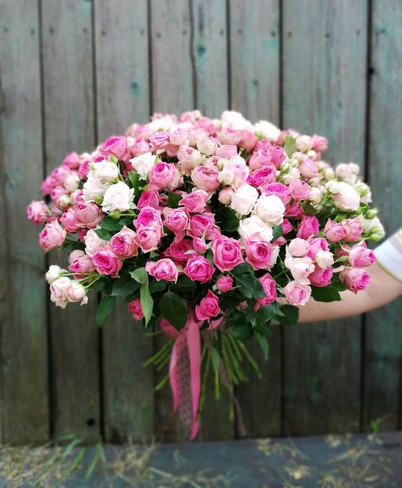 Букет Розовые кустовые розы Натали и Лав Лидия в Идринском