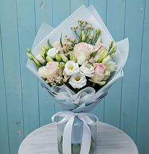 Букет цветов из:  Розы и Лизиантусы в Идринском