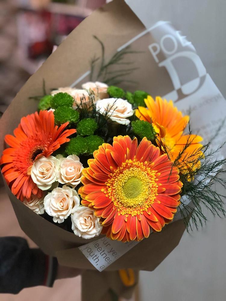 Букет цветов из: Герберы, Хризантемы и Розы в Идринском