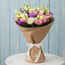 Букет цветов из:  Лизиантусы в Идринском