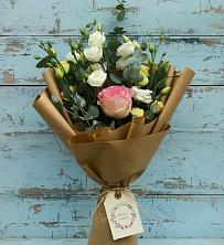 Букет цветов из:  Розы и Лизиантусы в Идринском